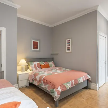 River بيت ضيافة